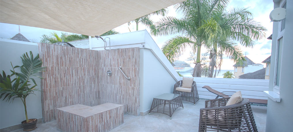 Patio with Shower